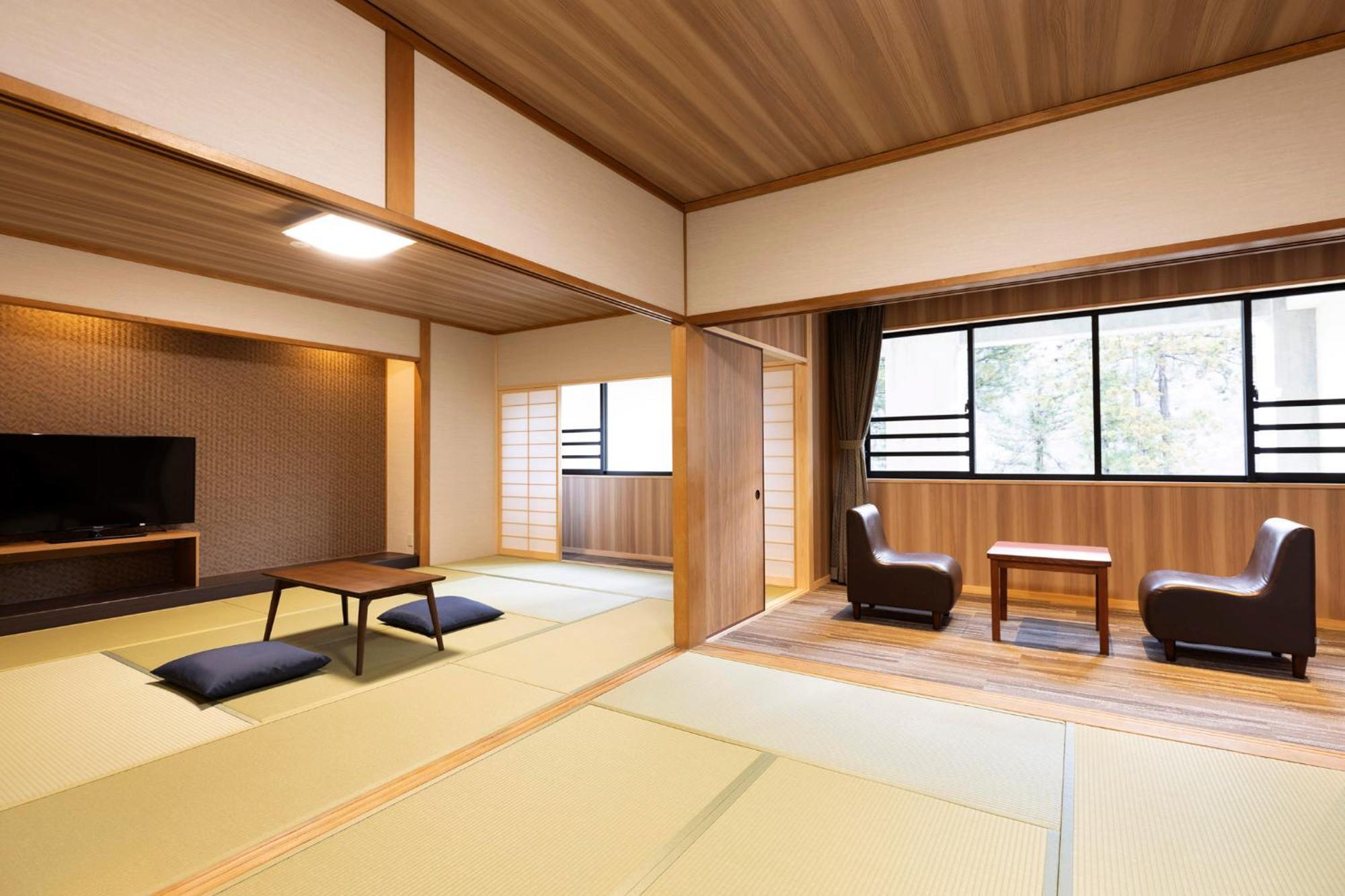 Ooedo Onsen Monogatari Premium Yamanaka Grand Hotel Kaga  Extérieur photo